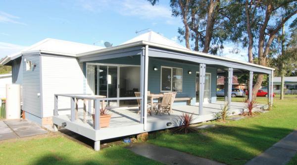 Huskisson Holiday Motel Cabins Jervis Bay Extérieur photo