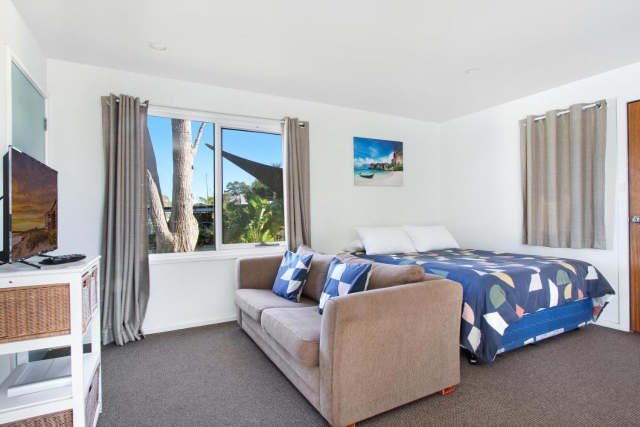Huskisson Holiday Motel Cabins Jervis Bay Extérieur photo